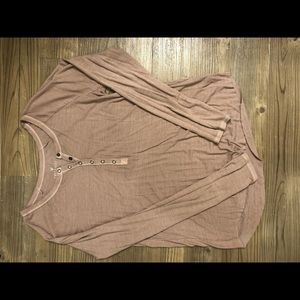 brand new 2 AE American eagle henleys